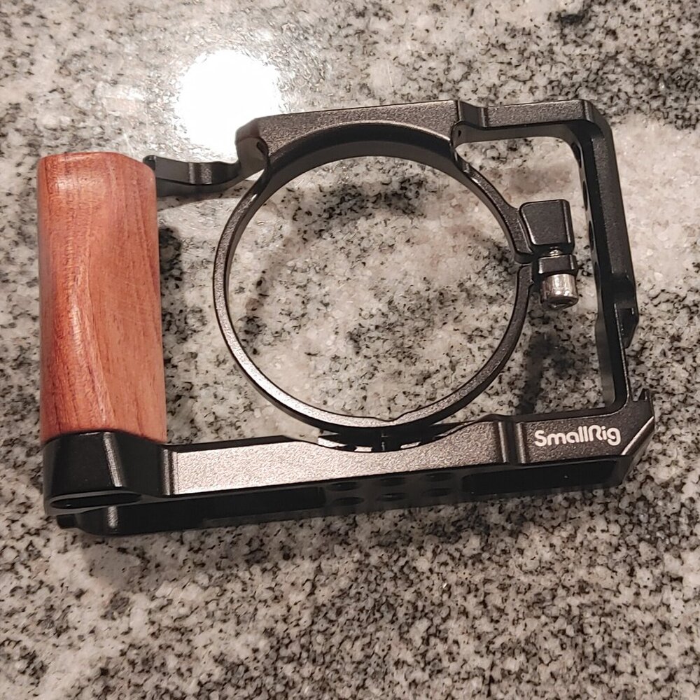 Camera Cage with side handle and cold shoe for Sony RX100 VII RX100 VI  CCS2434